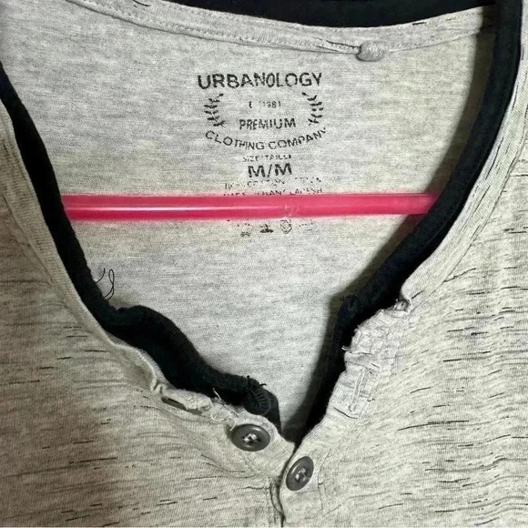 Urbanology T-Shirt V-Neck Grey & Black Size Medium - Picture 7 of 16